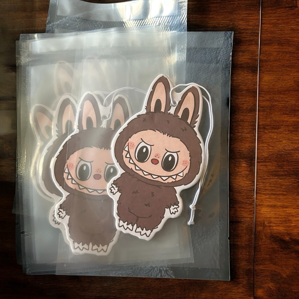 Labubu Car Air Freshener – Random Scent & Brown Style – Kawaii Fragrance Tablet